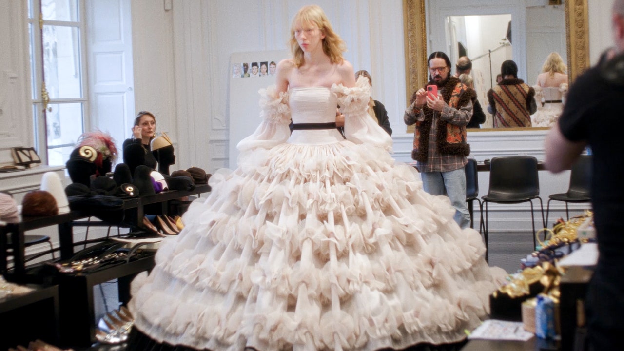 VO Inside the atelier Alessandro michele3