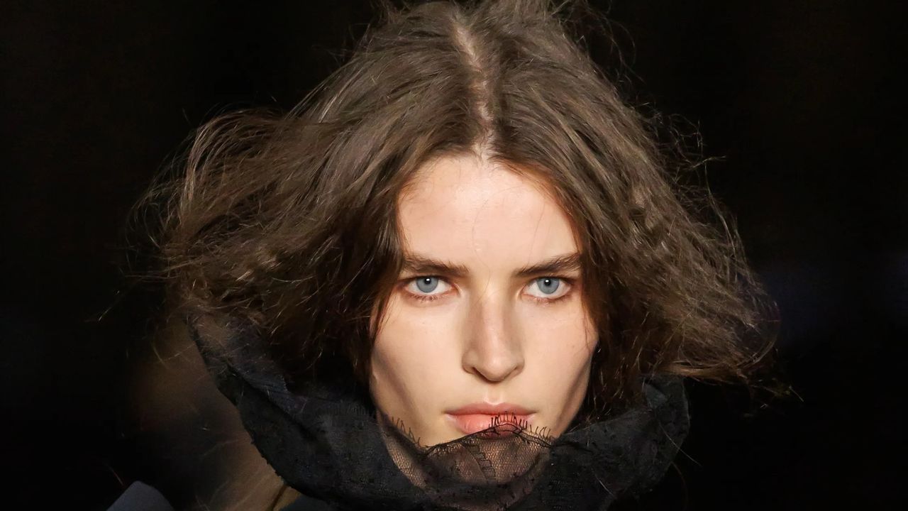 00004 alexander mcqueen fall 2025 ready to wear details credit brand